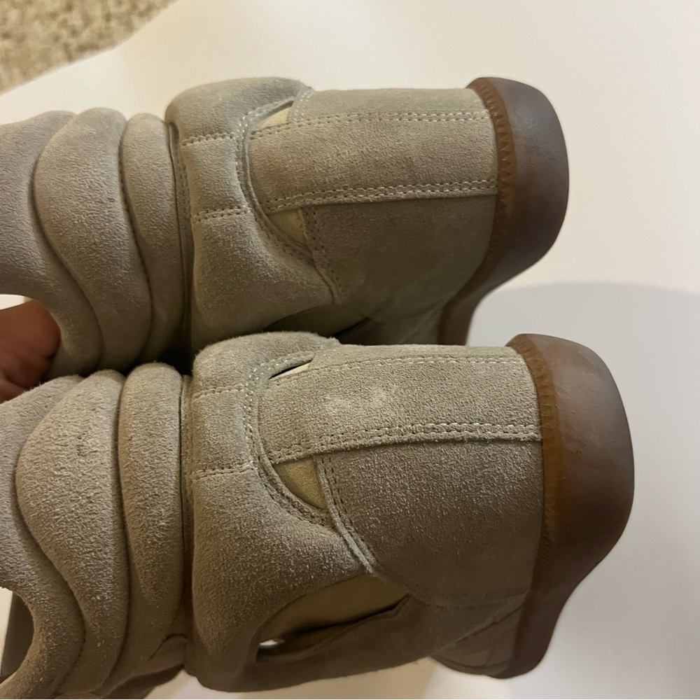 Isabel Marant BEKETT SNEAKERS
bekett leather wedge sneakers - Picture 5 of 9